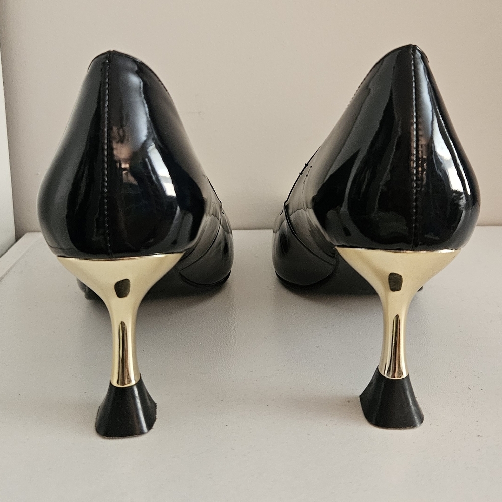 Black Patent Heel w/ Gold Accents- Size 8.5 - Picture 7 of 9